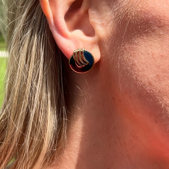 EUC Retro Vintage Button Earrings for Pierced Ears Dark Navy/Black w/Gold Design - Picture 2 of 6